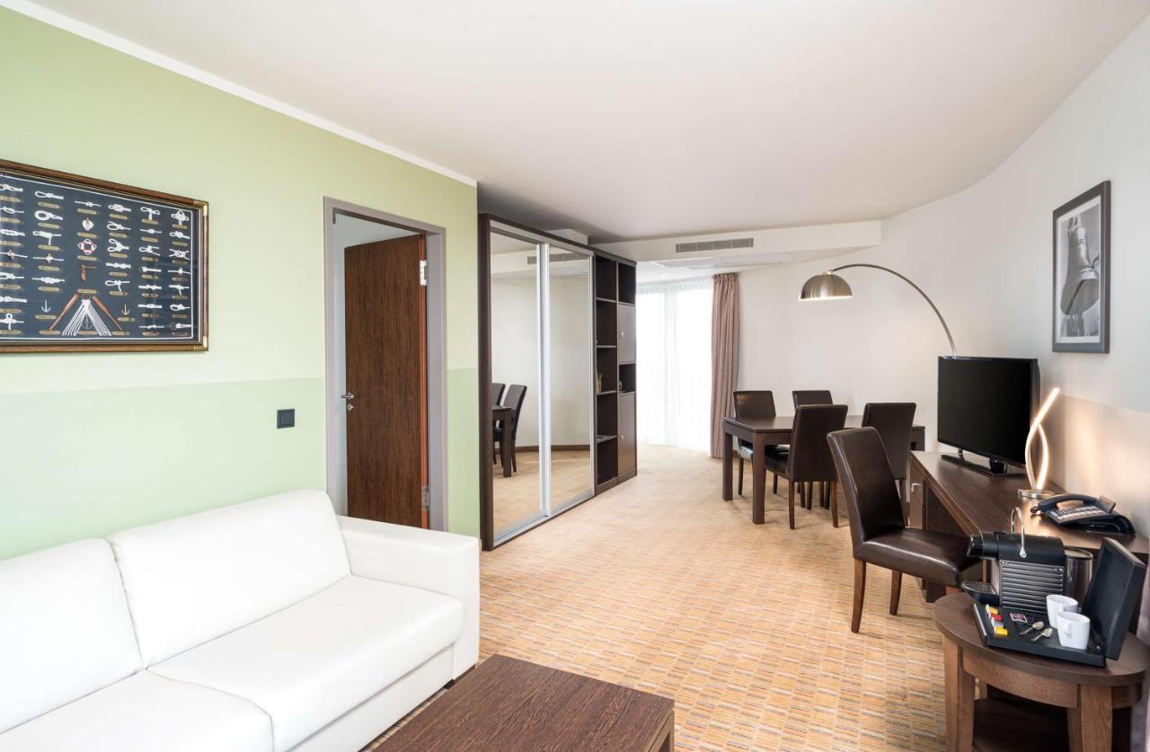Elaya Hotel Hamburg Finkenwerder Ehemals The Rilano Hotel Αμβούργο Εξωτερικό φωτογραφία