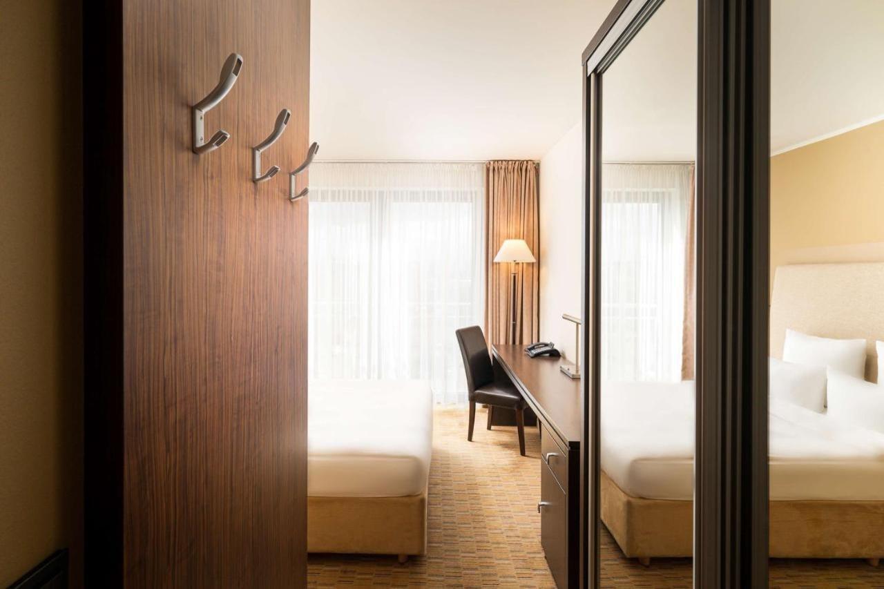 Elaya Hotel Hamburg Finkenwerder Ehemals The Rilano Hotel Αμβούργο Εξωτερικό φωτογραφία